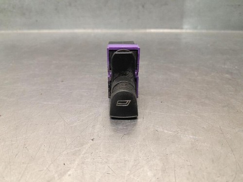 156036165 6150698 front - , window